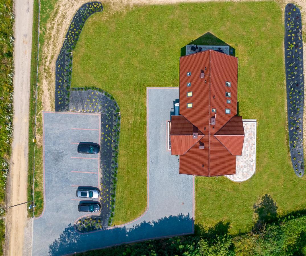 Apartamenty, Zielone Wzgorze Wiktora W Mikolajkach Миколайки Экстерьер фото